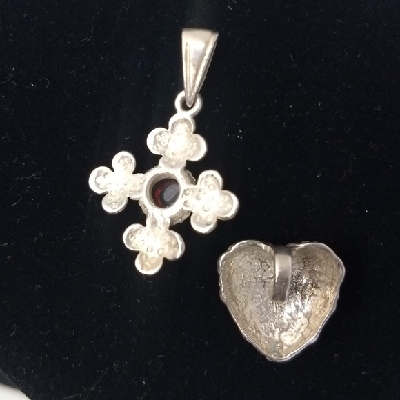 STERLING SILVER HEART & CROSS CHARMS/PENDANTS - Picture 2 of 4
